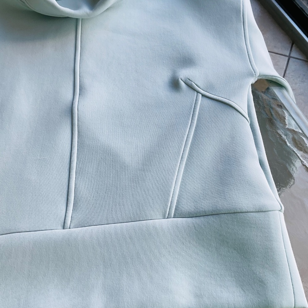 CALIA LONG SLEEVED TOP - Picture 4 of 9